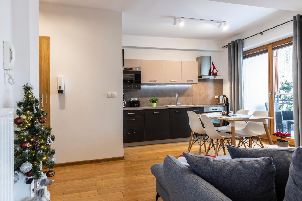 זקופאנה Udanypobyt Apartamenty Tuwima מראה חיצוני תמונה