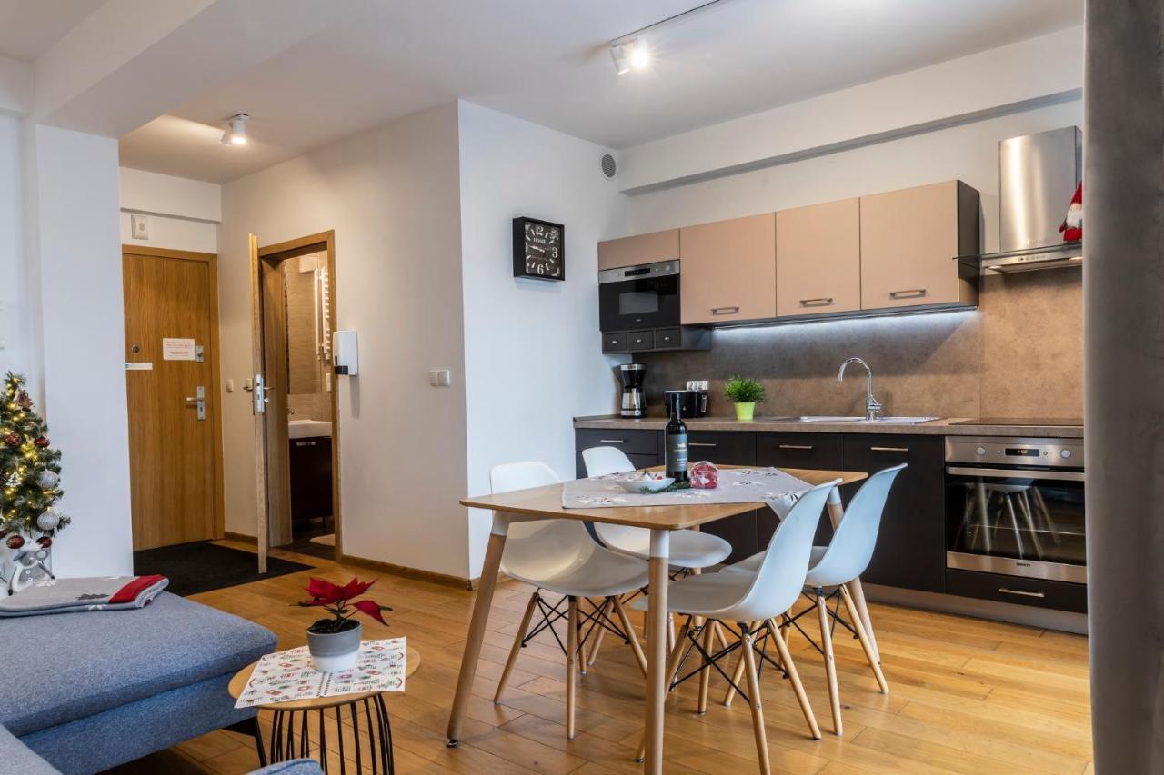 זקופאנה Udanypobyt Apartamenty Tuwima מראה חיצוני תמונה