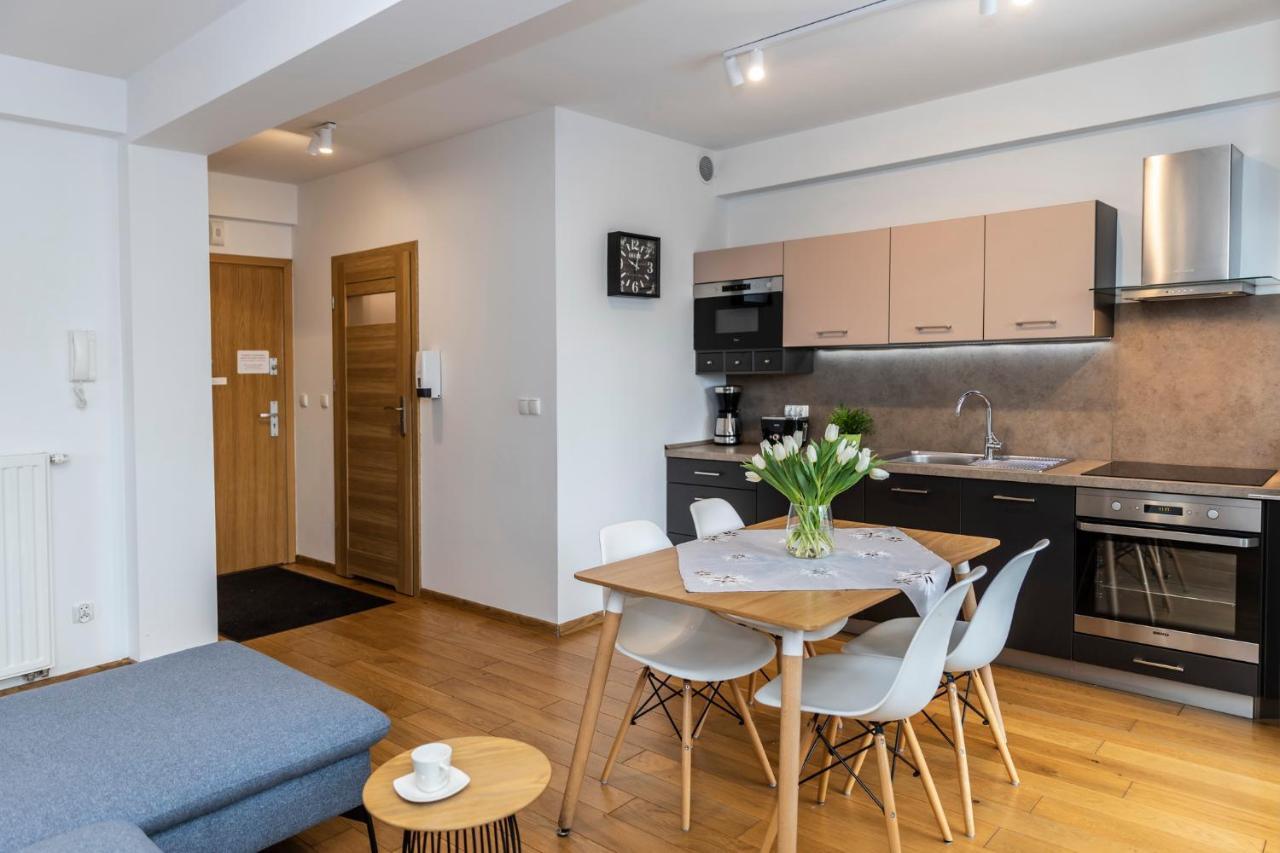 זקופאנה Udanypobyt Apartamenty Tuwima מראה חיצוני תמונה