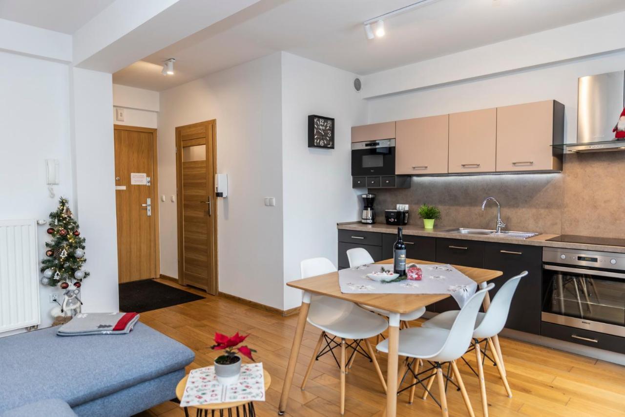 זקופאנה Udanypobyt Apartamenty Tuwima מראה חיצוני תמונה